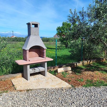 'Olive Grove' Camping House-Near The Beach Divulje Экстерьер фото