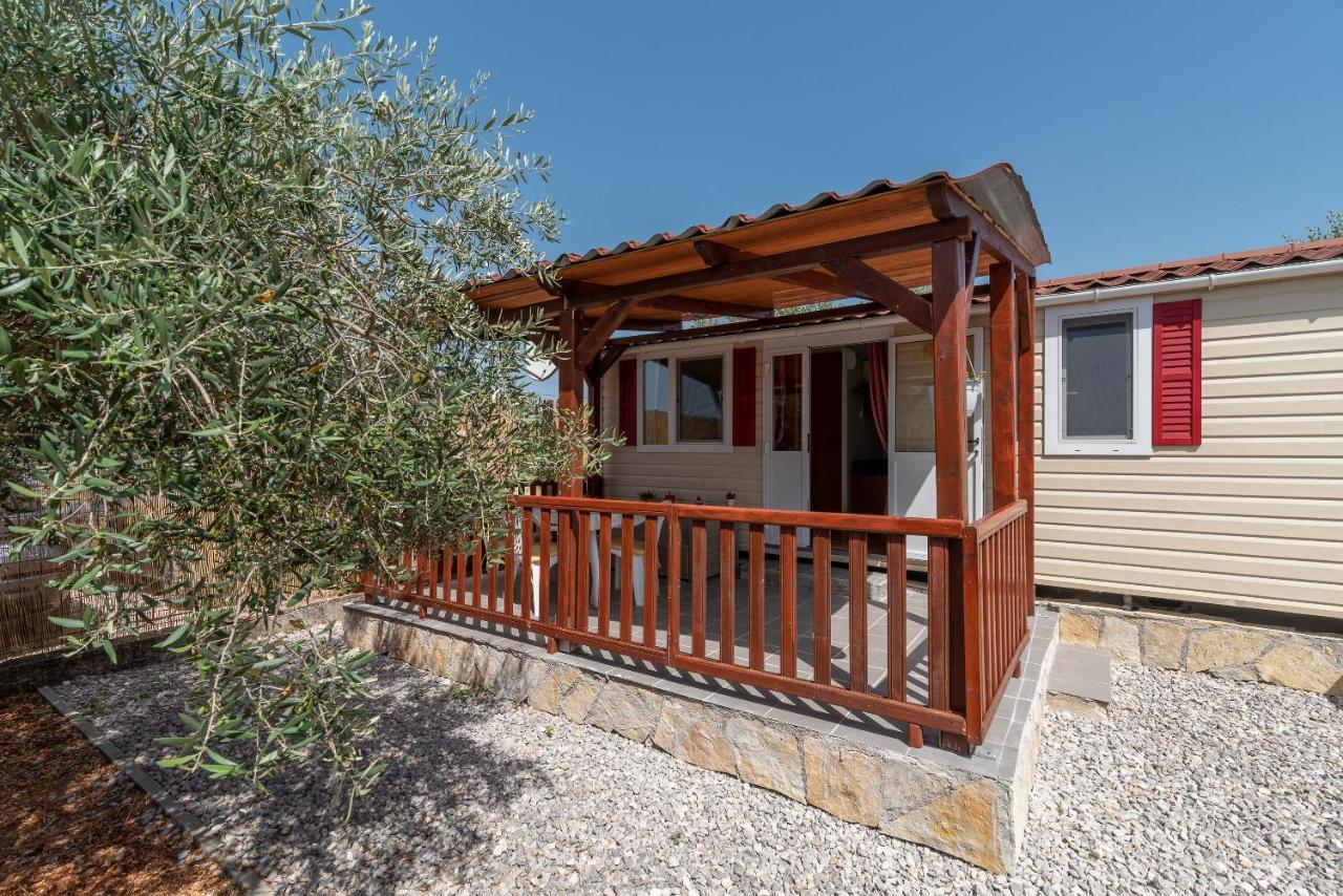 'Olive Grove' Camping House-Near The Beach Divulje Экстерьер фото