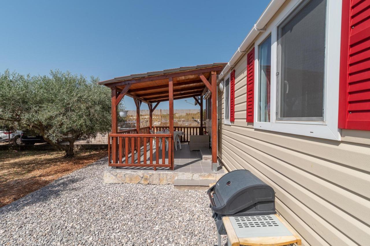 'Olive Grove' Camping House-Near The Beach Divulje Экстерьер фото