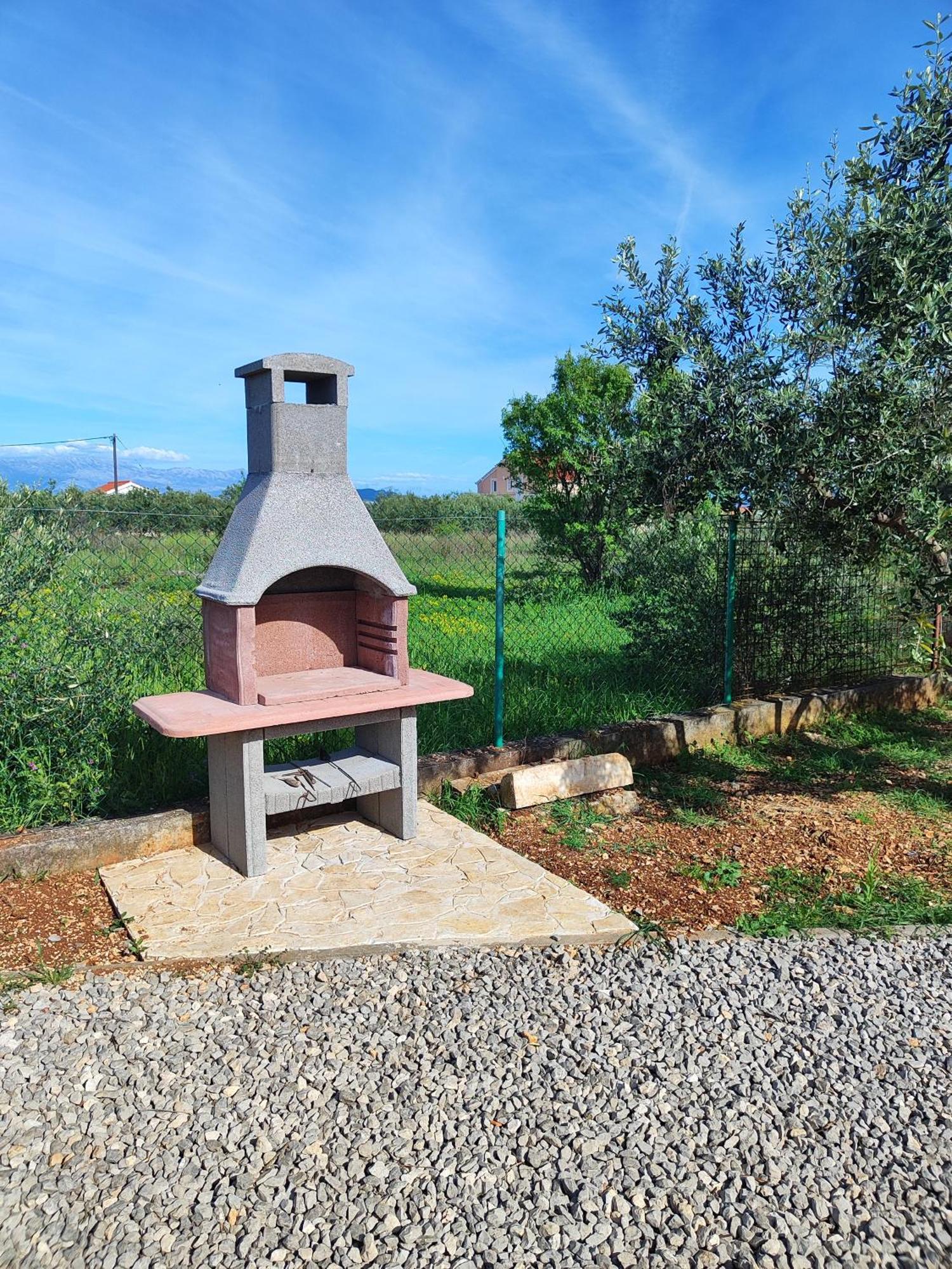 'Olive Grove' Camping House-Near The Beach Divulje Экстерьер фото